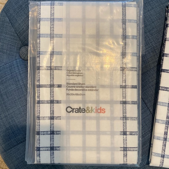 Crate&Barrel Other - Crate and Barrel Kids, Two Standard Pillow Shams, Organic Cotton